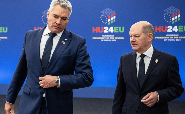 Verlierer-Ampel-Bastler Karl Nehammer (l.) und sein deutscher Ampel-Sprenger-Kollege Olaf Scholz. 