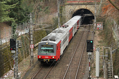 Die ÖBB sind zum Versorgungs-Auffangbecken für Freunderln der abgewählten Grünen verkommen.