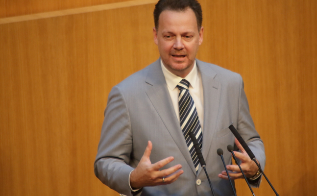 FPÖ-Gesundheitssprecher Gerhard Kaniak im Hohen Haus.